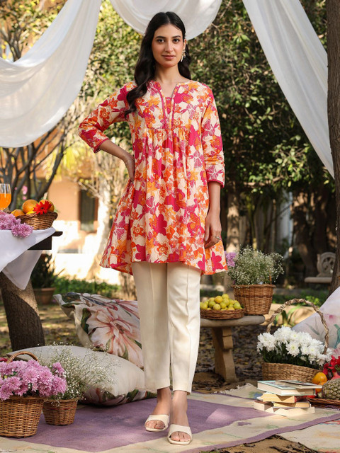 Janasya Floral Printed Pure Cotton Kurti