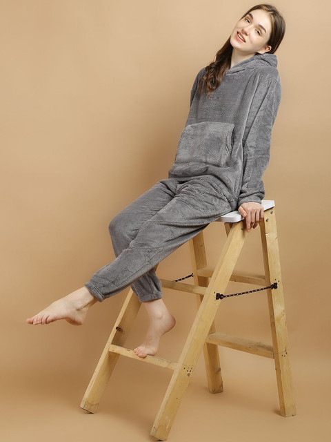 Lugo Women Night suit
