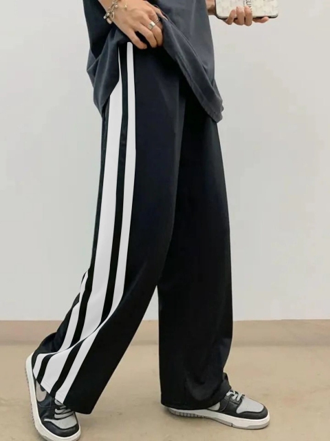The Roadster Lifestyle Women Co Loose Fit High-Rise Cargos Trousers