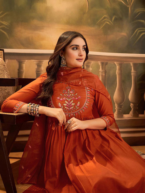 Sangria Floral Yoke Design V-Neck Sequinned Chinon A-Line Kurta With Trousers & Dupatta - Image 7