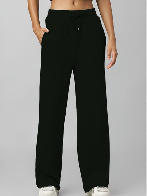 OUTLAWS Women Relaxed Fit Mid-Rise Cotton Trackpants
