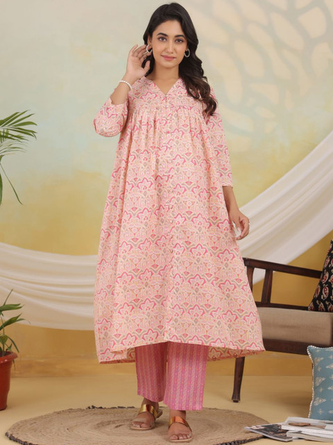 Ikk Kudi by Seerat Floral Printed V-Neck Pure Cotton Maternity A-Line Kurta With Trouser