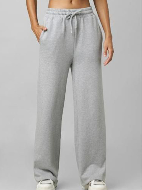 OUTLAWS Women Relaxed Fit Mid-Rise Trackpants