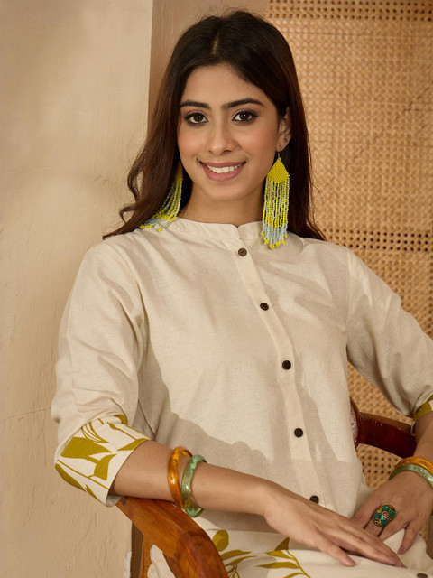 Sangria Women Off White Tribal Printed Thread Work Floral Kurta - Image 5