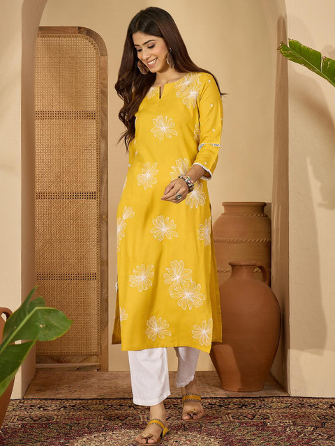 Sangria Women Embroidered Thread Work Floral Kurta - Image 3