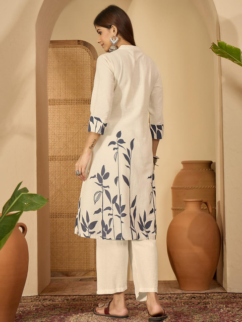 Sangria Women Floral Printed Thread Work Floral Kurta - Image 4