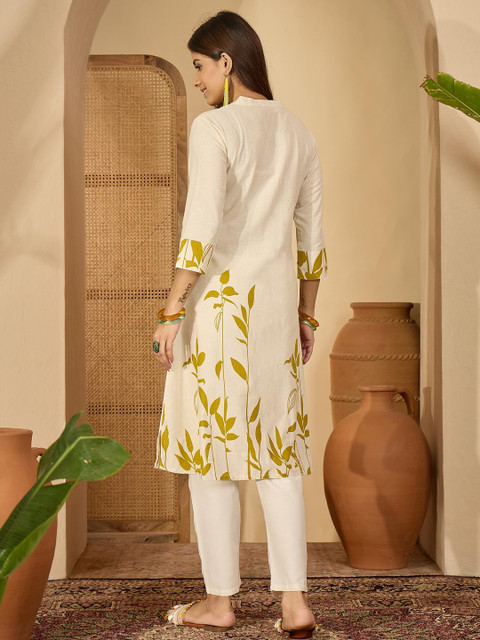 Sangria Women Off White Tribal Printed Thread Work Floral Kurta - Image 4