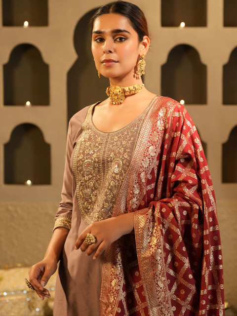 Indo Era Women Ethnic Motifs Embroidered Regular Sequinned Kurta Set With Dupatta