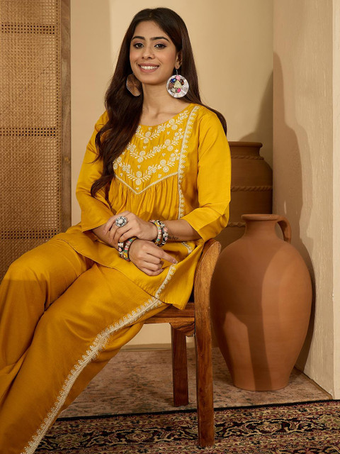 Sangria Women Mustard Pure Silk Co-Ords