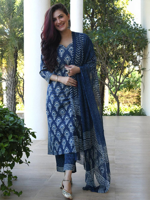 SZN Women Ethnic Motifs Printed Kurta with Trousers & With Dupatta