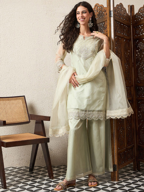 House of Pataudi Women Floral Embroidered Kurta with Palazzo & Dupatta - Image 6