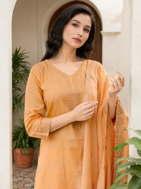 Skylee Pop Women Pure Cotton Woven Design Straight Kurta Trousers With Dupatta