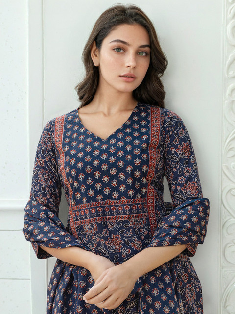 Skylee Pop Women Ethnic Motifs Printed Kurta with Trousers & Dupatta