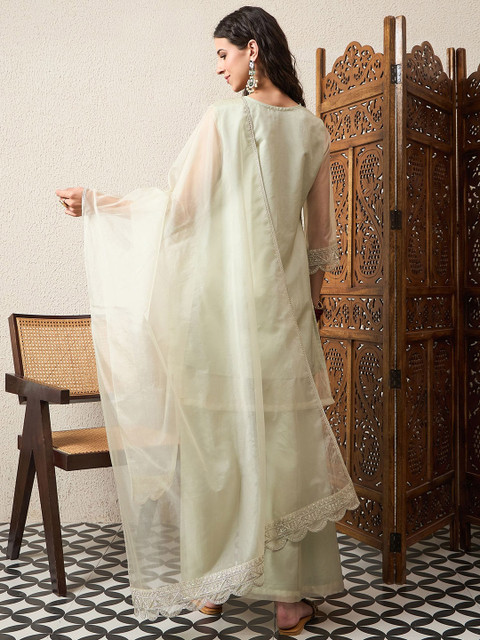 House of Pataudi Women Floral Embroidered Kurta with Palazzo & Dupatta - Image 5