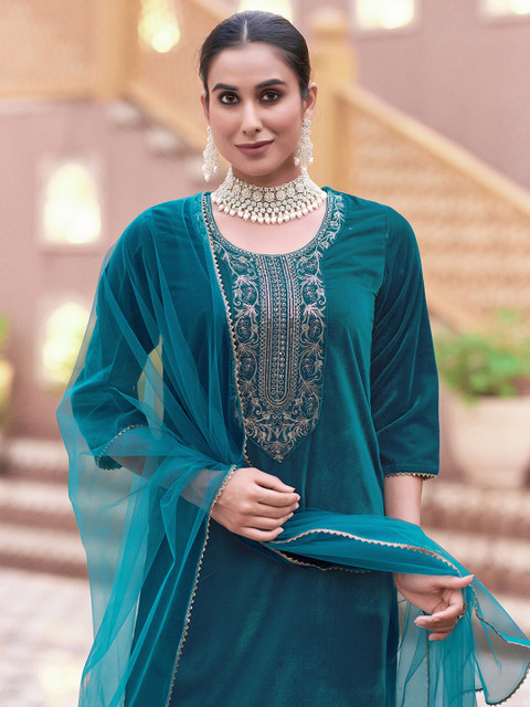 SANISA Floral Yoke Design Sequinned Velvet Kurta With Trousers & Dupatta