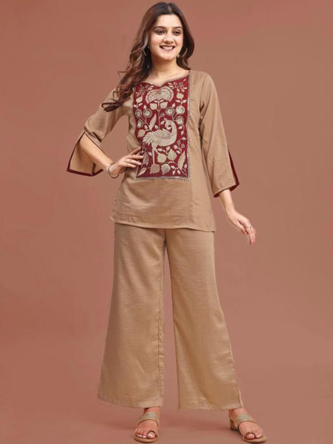 Tikhi Imli Zari Work Yoke Embroidered Tunic With Trousers Co-Ords