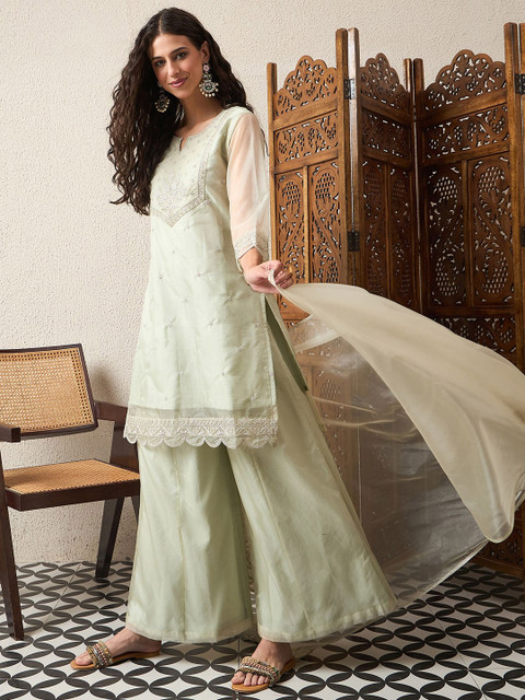 House of Pataudi Women Floral Embroidered Kurta with Palazzo & Dupatta - Image 4