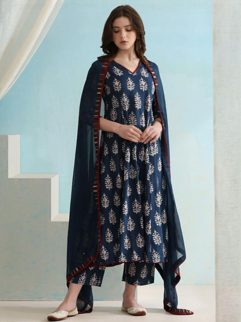 KALINI Women Navy Blue Viscose Rayon Printed Kurta Sets