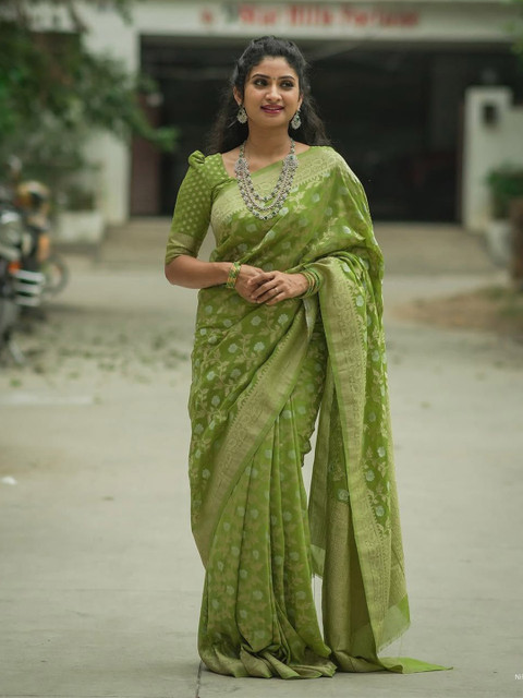 Shriyangan Woven Design Zari Kanjeevaram Saree