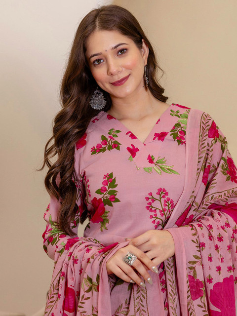 Skylee Pop Women Floral Printed Kurta with Trousers & Dupatta