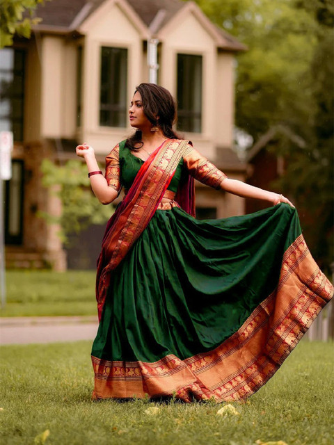 MANMOHITSAREE Woven Design Lehenga & Blouse With Dupatta