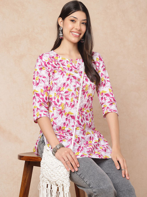 JANAKDULARI CREATION Women Floral Printed Round Neck Kurtis