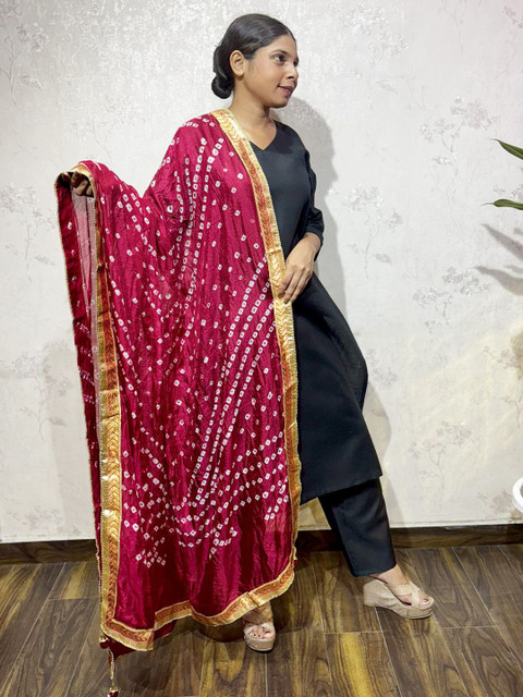 Varanga Bandhani Dyed Gotta Patti Dupatta