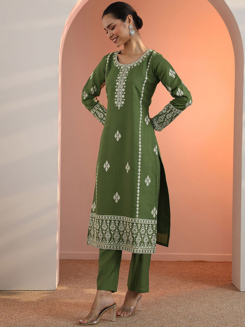 Libas Floral Embroidered Straight Kurta With Trousers & Dupatta - Image 4
