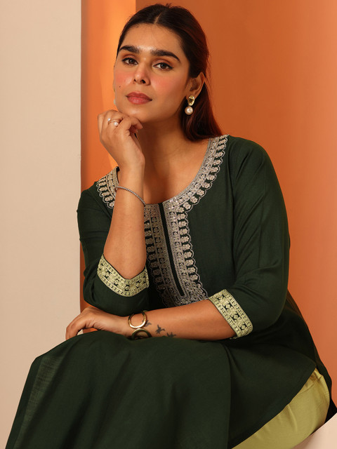 Gerua By Libas Floral Embroidered Round Neck Straight Thread Work Pure Silk Kurta