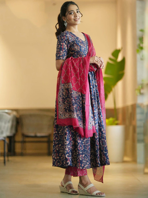 YUSRA Women Floral Printed A-Line Kurta with Trouser & Dupatta - Image 3