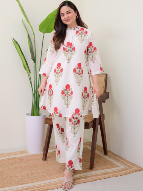 CORSICA Floral Printed Linen Straight Kurta with Palazzos