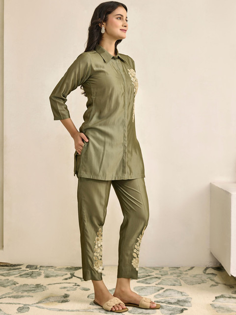 WOMEN PLUS Moh Collection Plus Size Embroidered Shirt Collar Tunic With Trousers Co-Ords - Image 3
