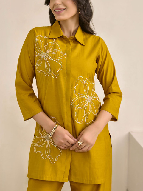 WOMEN PLUS Moh Collection Plus Size Embroidered Shirt Collar Tunic With Trousers Co-Ords - Image 2