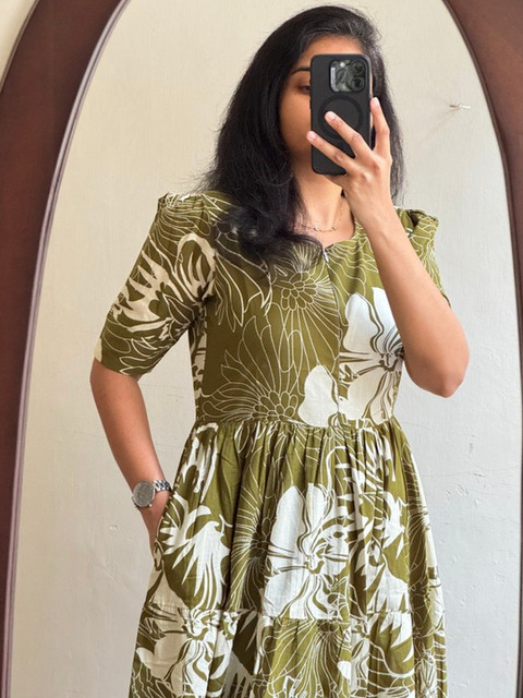 AURIPRX FASHION Women Olive Green Viscose Rayon Floral Printed Anarkali Kurta - Image 3