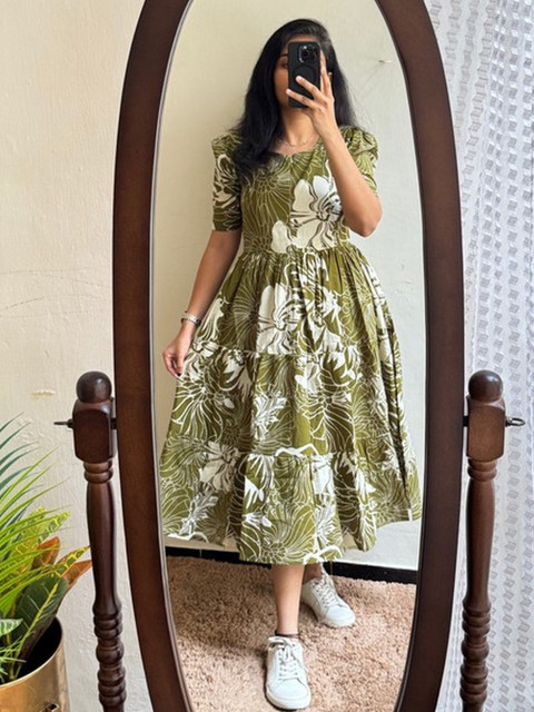 AURIPRX FASHION Women Olive Green Viscose Rayon Floral Printed Anarkali Kurta