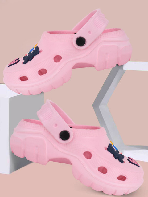 glitchez Women Self Design Clogs