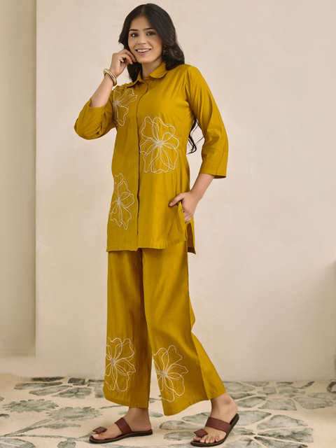 WOMEN PLUS Moh Collection Plus Size Embroidered Shirt Collar Tunic With Trousers Co-Ords - Image 3