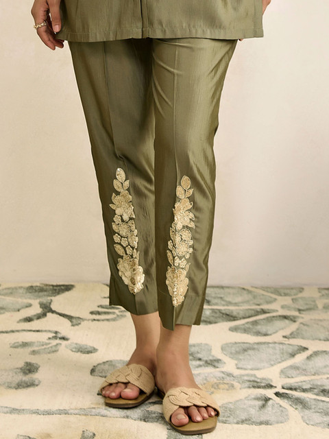 WOMEN PLUS Moh Collection Plus Size Embroidered Shirt Collar Tunic With Trousers Co-Ords - Image 7