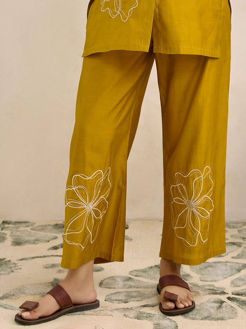 WOMEN PLUS Moh Collection Plus Size Embroidered Shirt Collar Tunic With Trousers Co-Ords - Image 6