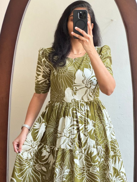 AURIPRX FASHION Women Olive Green Viscose Rayon Floral Printed Anarkali Kurta - Image 7