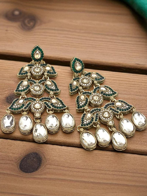 BFC - BUY FOR CHANGE Women Gold Plated Kudan Studded Chandbalis Earrings