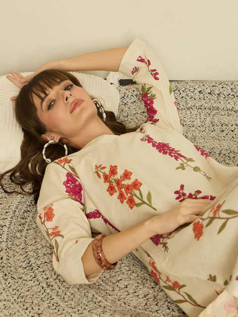 Indo Era Women Printed V-Neck Top and Trousers Co-Ords