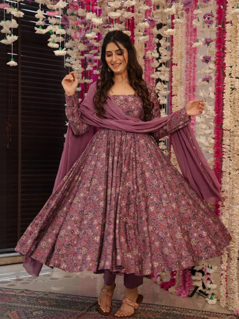 KALINI Embroidered Viscose Rayon Kurta Set