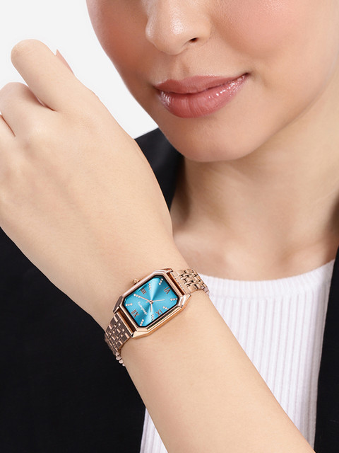 DressBerry Women Embellished Dial & Bracelet Style Straps Analogue Watch UT-A8639-NY-DB