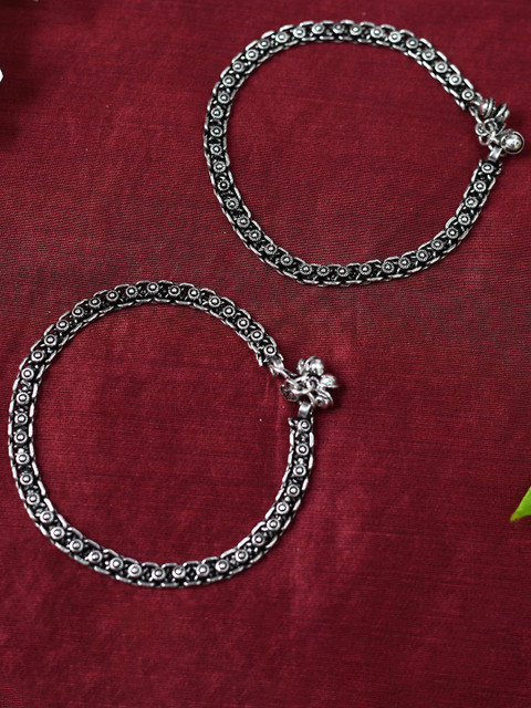 JOHARKAMAL Silver-Plated Oxidised Anklets
