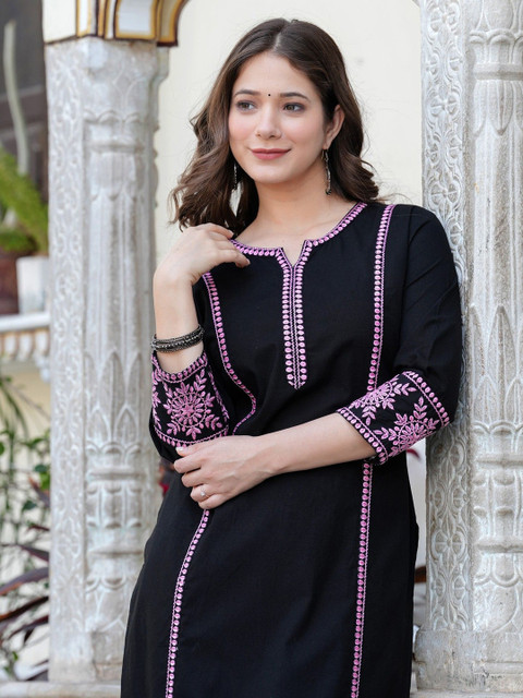 BKApparels Women Embroidered Sequinned Kurta