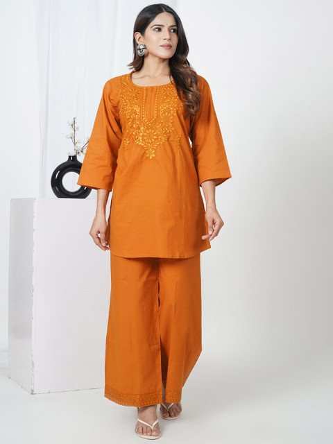 TULSILICIOUS Chikankari Embroidered Round Neck Kurti with Palazzo Co-Ords