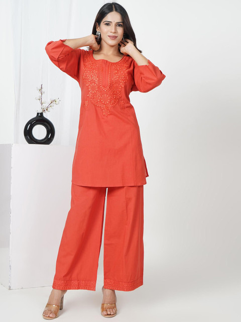 TULSILICIOUS Chikankari Embroidered Round Neck Kurti with Palazzo Co-Ords