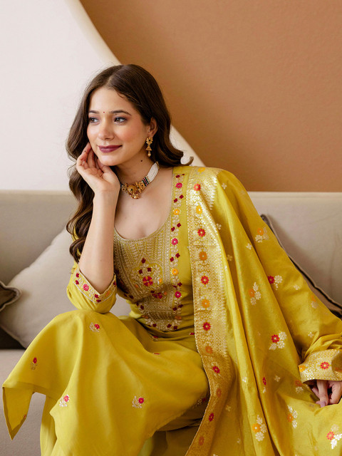 SANISA Women Ethnic Motifs Embroidered Regular Sequinned Kurta with Trousers &Dupatta