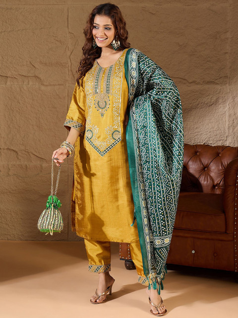 VredeVogel Women Bandhani Embroidered Kurta with Trousers & Dupatta